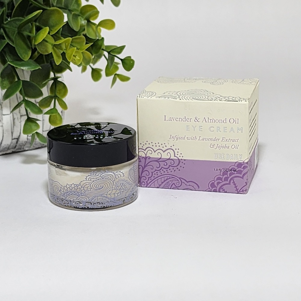 Body Prescriptions Lavender & Almond Oil Jojoba Oil Eye Cream Daily Use 1 fl oz